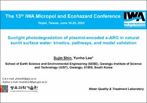 Sunlight photodegradation of plasmid-encoded e-ARG in natural sunlit surface water: kinetics, pathways, and model validation