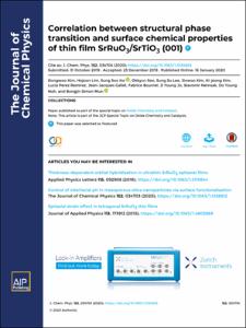Correlation between structural phase transition and surface chemical properties of thin film SrRuO3/SrTiO3 (001)