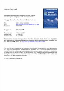Degradation and deactivation of plasmid-encoded antibiotic resistance genes during exposure to ozone and chlorine