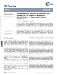 Role of annealing temperature on the sol-gel synthesis of VO2 nanowires with in situ characterization of their metal-insulator transition